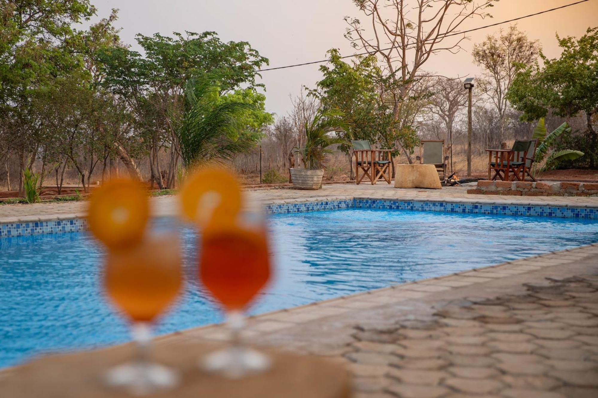 The Nkhosi Livingstone Lodge And Spa 外观 照片