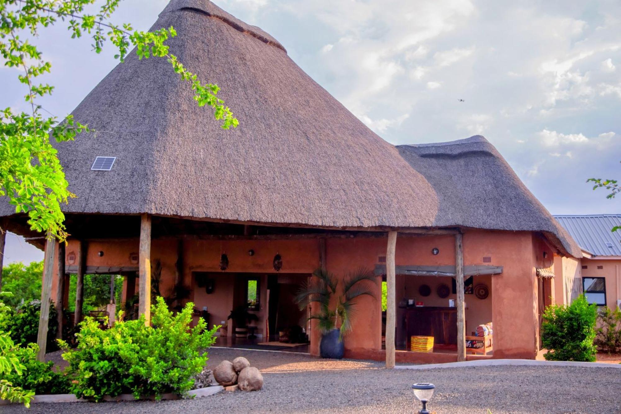 The Nkhosi Livingstone Lodge And Spa 外观 照片