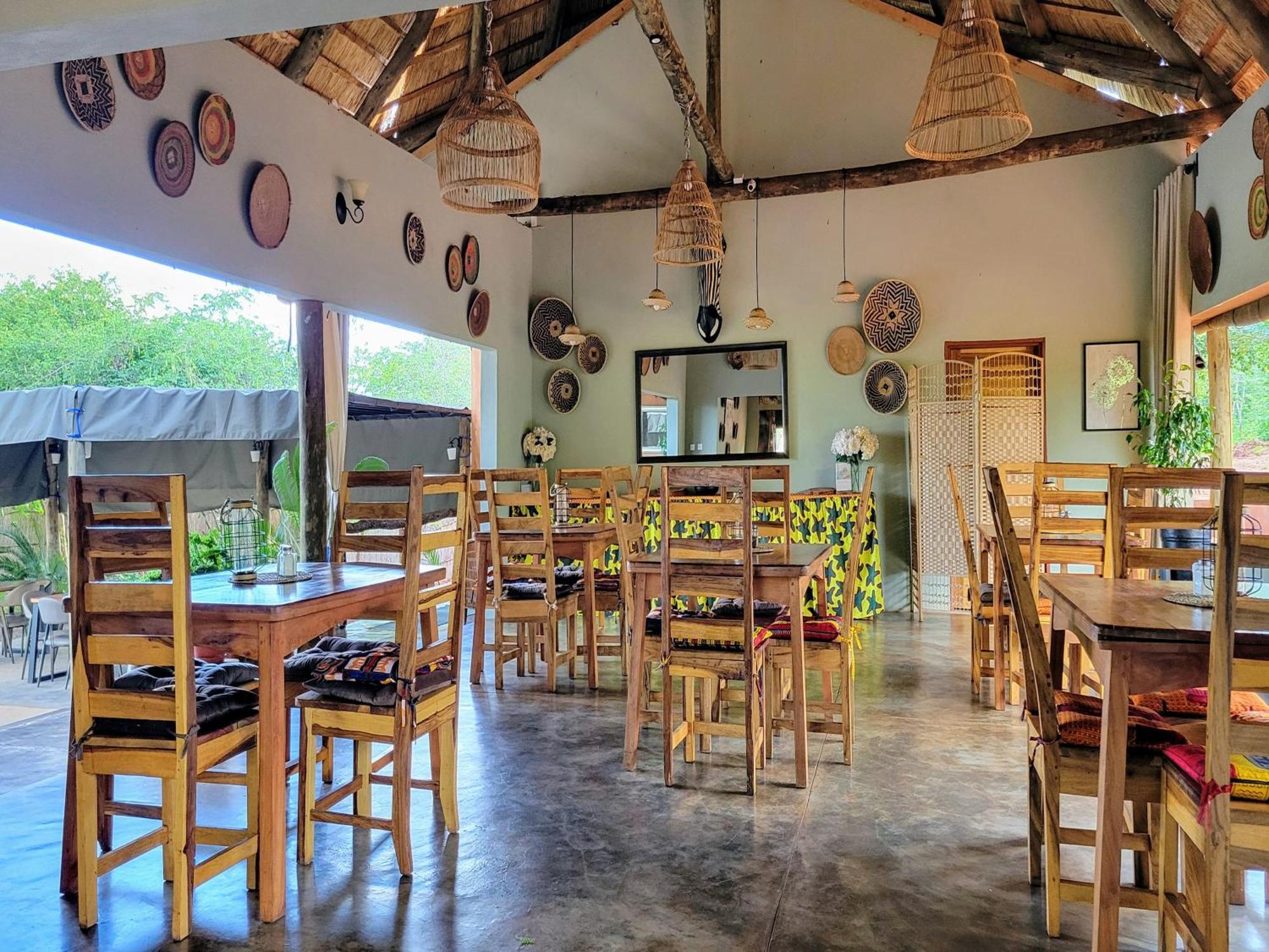The Nkhosi Livingstone Lodge And Spa 外观 照片